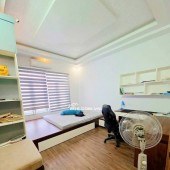 PHẠM NGỌC THẠCH - TÔN THẤT TÙNG: Nhà 4ph Ngủ; Cạnh cổng trường học; Khu vực toàn Cán bộ - Viên chức